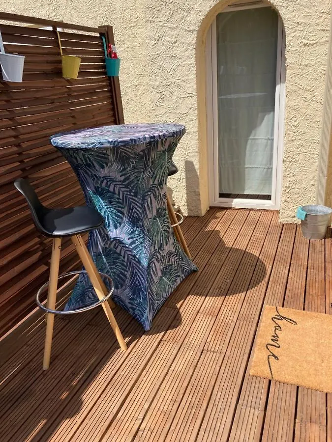 Le Garden Cocoon Apartment Istres France