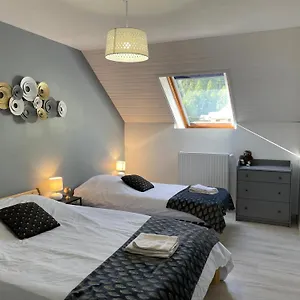 Maison L'aiguille: Mountain Retreat With Guest Apartment